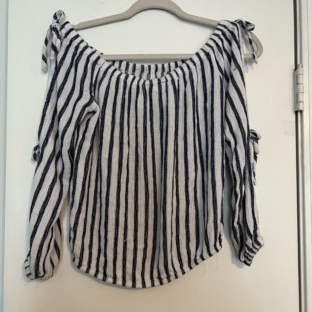 Aeropostale shirt